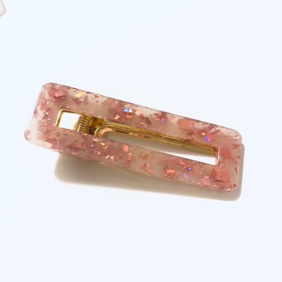 Accessories - Pink Hair Clip